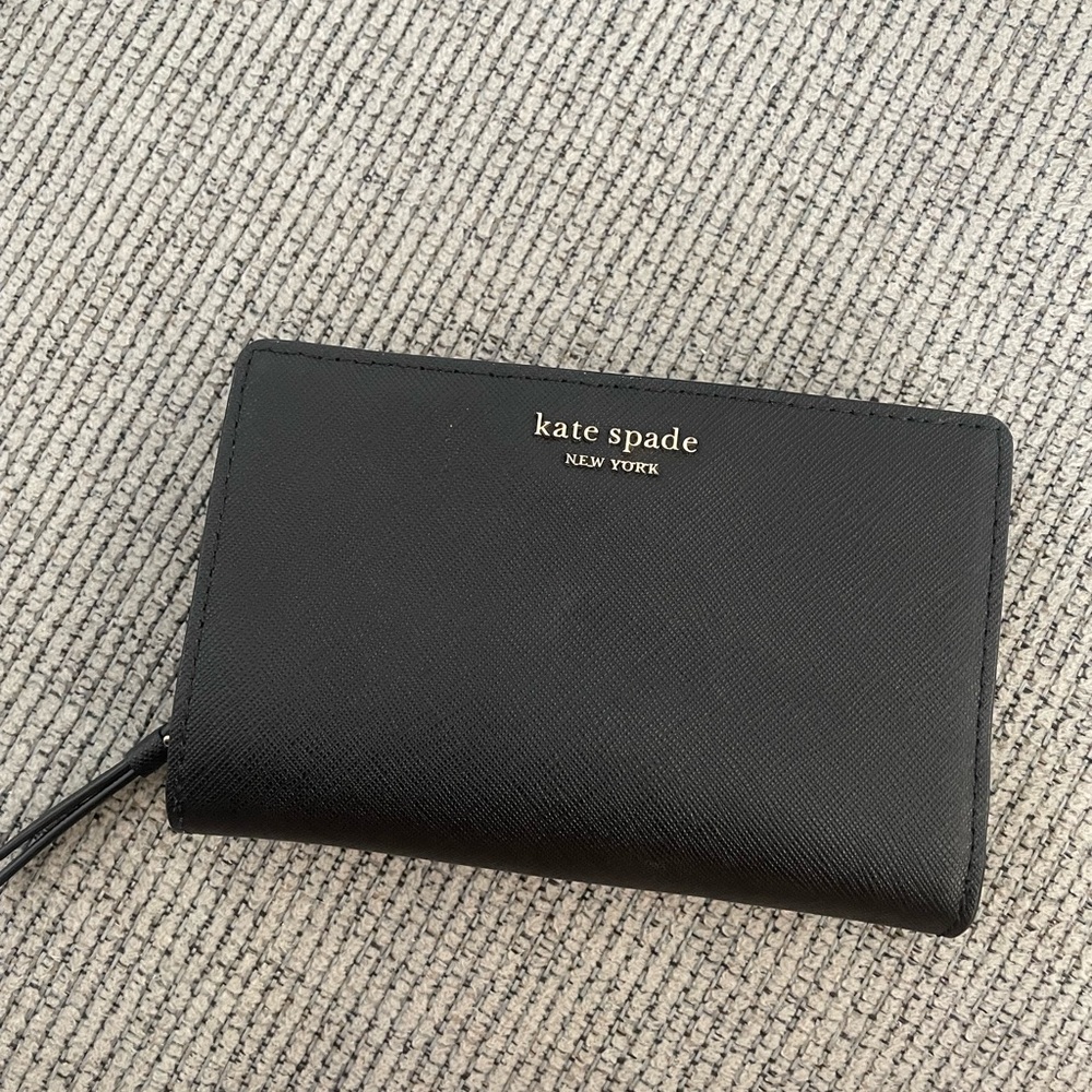 Black kate spade wallet